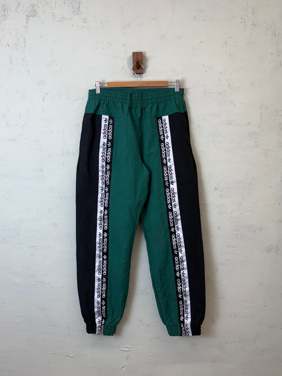 아디다스 테이프 로고 트레이닝 세트 상품이미지2