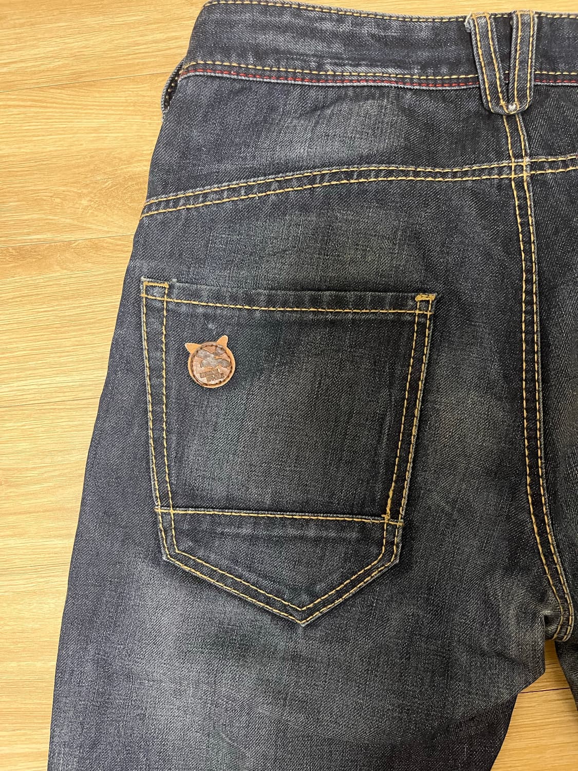 DOHC 빈티지 워싱 새깅 데님팬츠 상품이미지3