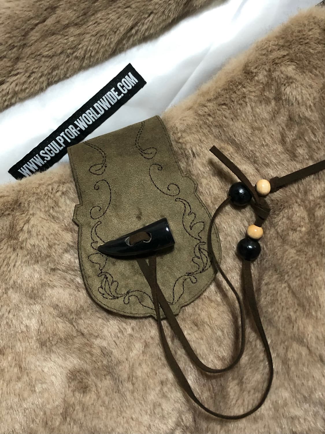 스컬프터 홀스슈 퍼 백 브라운 상품이미지1