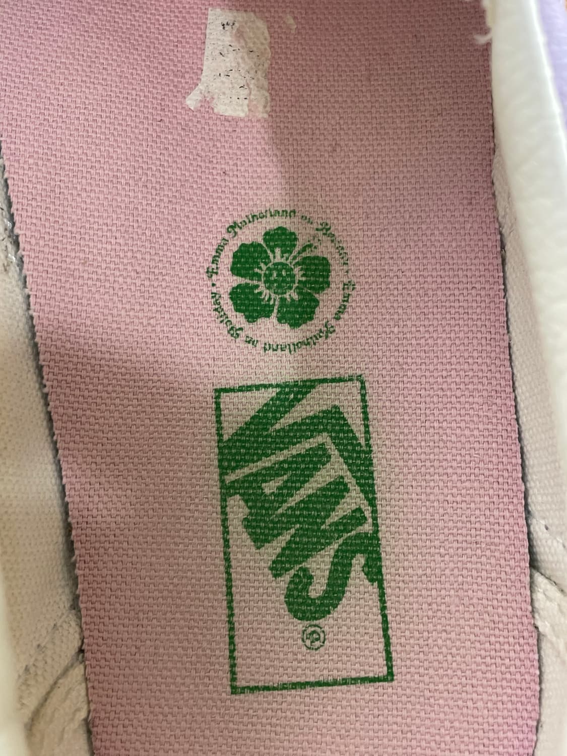 반스 x 에마 멀홀랜드 온 홀리데이 클래식 슬립온 상품이미지6