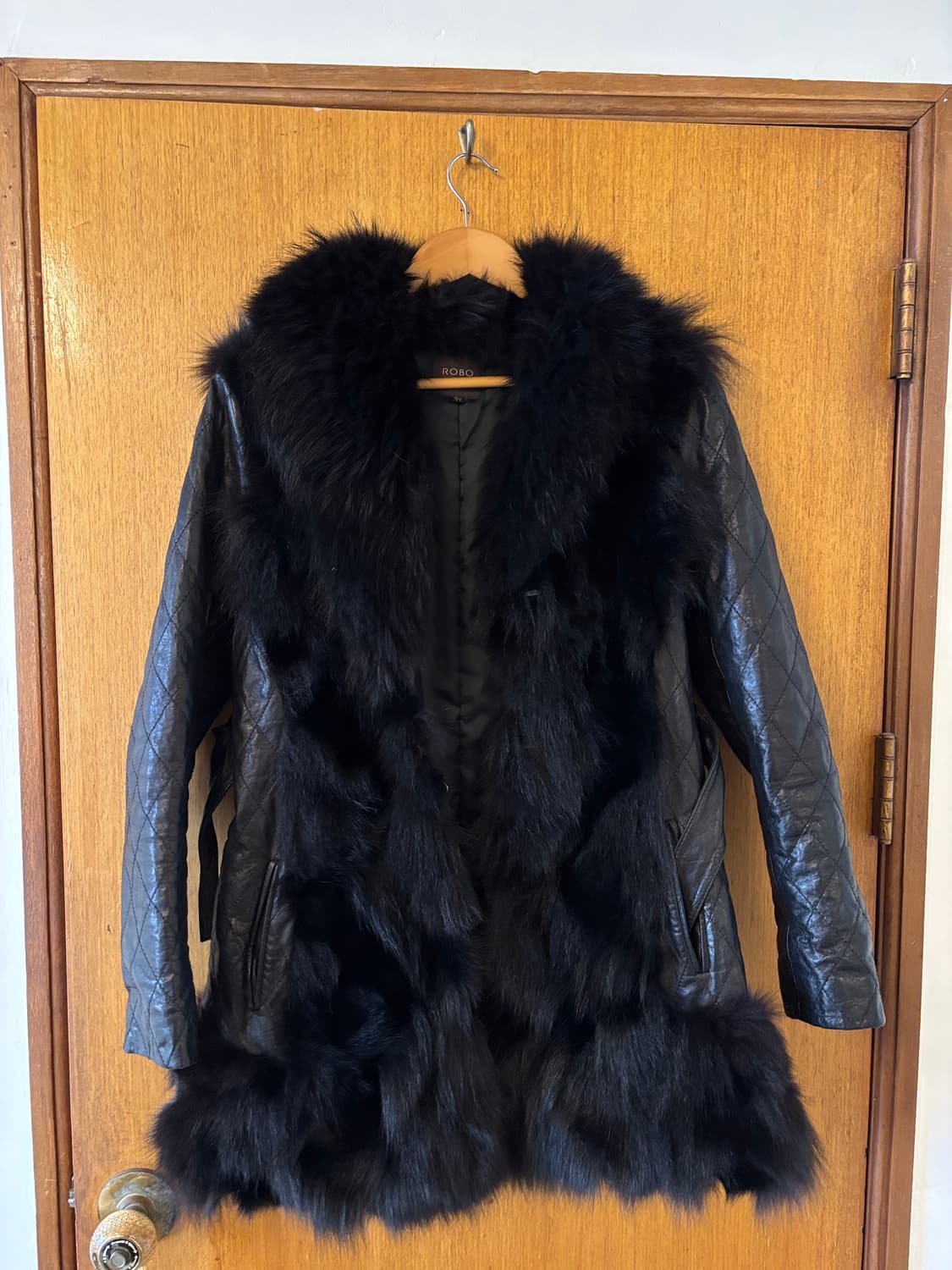 로보 블랙 퍼 가죽 퀄팅 자켓 상품이미지1