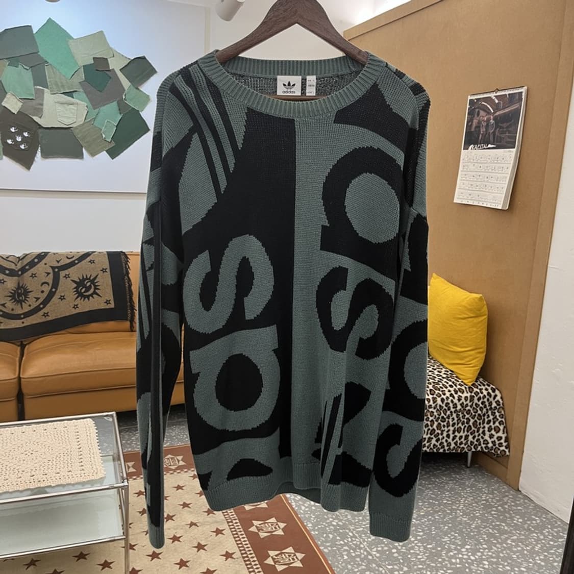 아디다스 오리지널스 레트로 스트릿 펑크 빅로고 니트 L C09979 상품이미지3