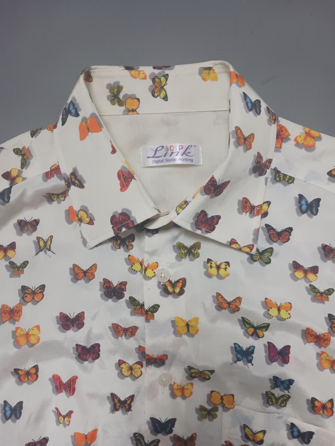 [100] 바찌 버터플라이 프린팅 실크 셔츠 VACCI 상품이미지2