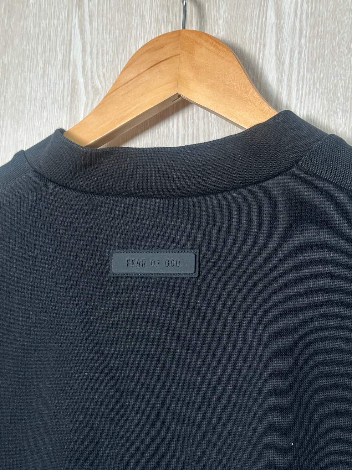 24SS)미시착) 피어오브갓 에센셜 풋볼티셔츠S/105/블랙 상품이미지3