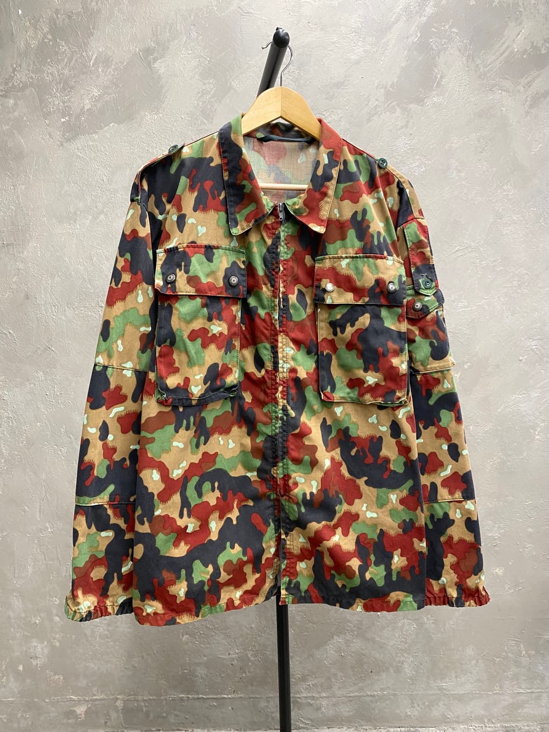 [L-XL] 80s 스위스 밀리터리 M83 카모플라쥬 자켓 상품이미지2