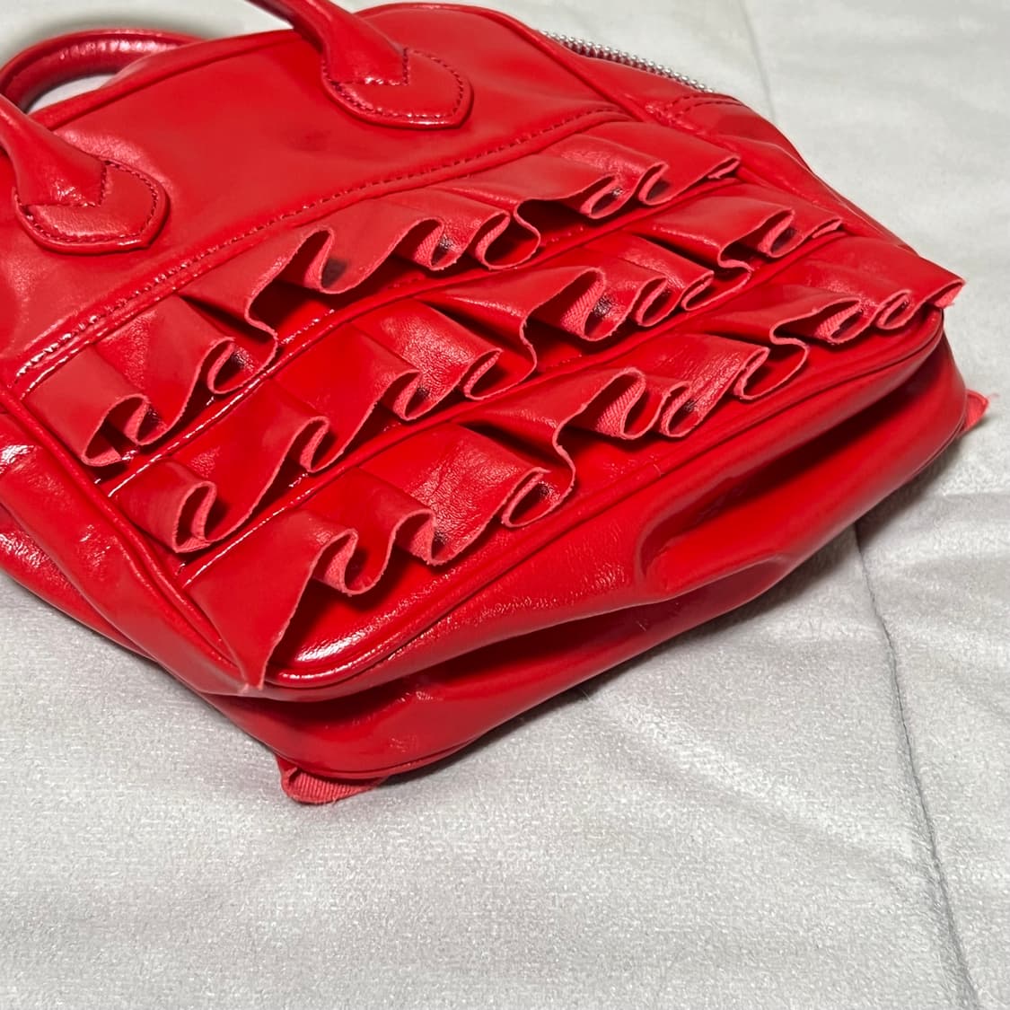 꼼데가르송 프릴백 레드 상품이미지4