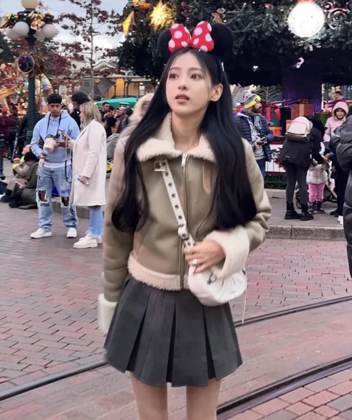 카키포인트 미니 무스탕 베이지 상품이미지3