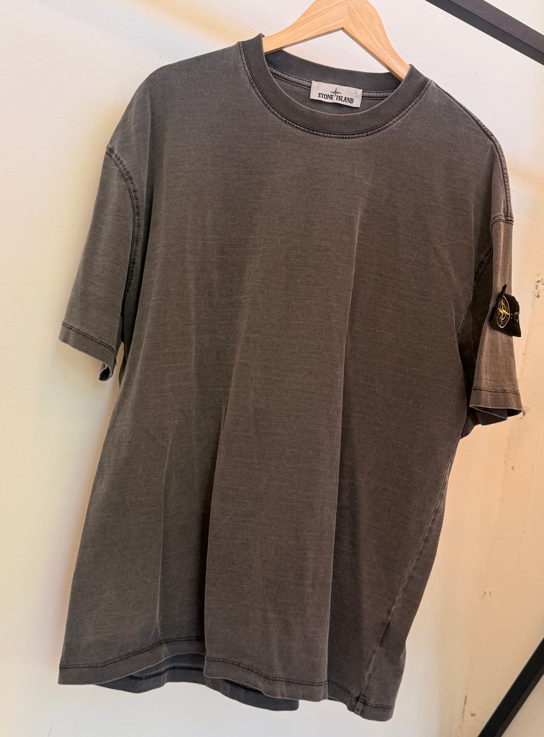 스톤( Stone Island )  워싱 반팔티 상품이미지2