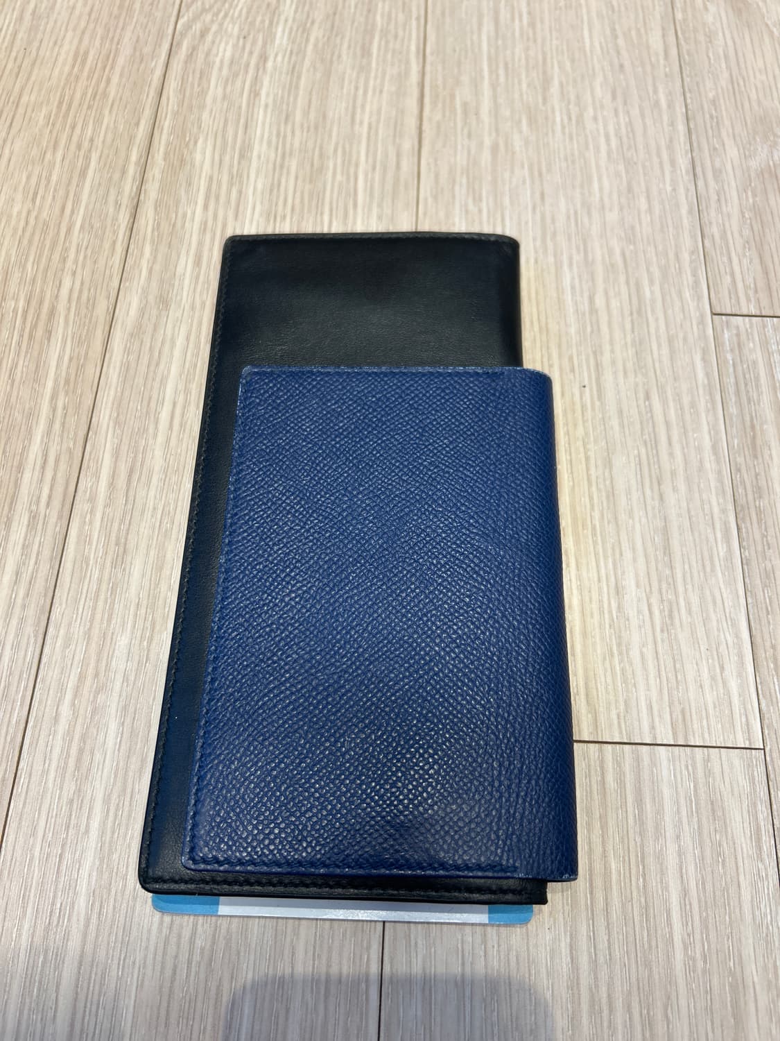 발렌시아가 패스포트 장지갑 상품이미지3