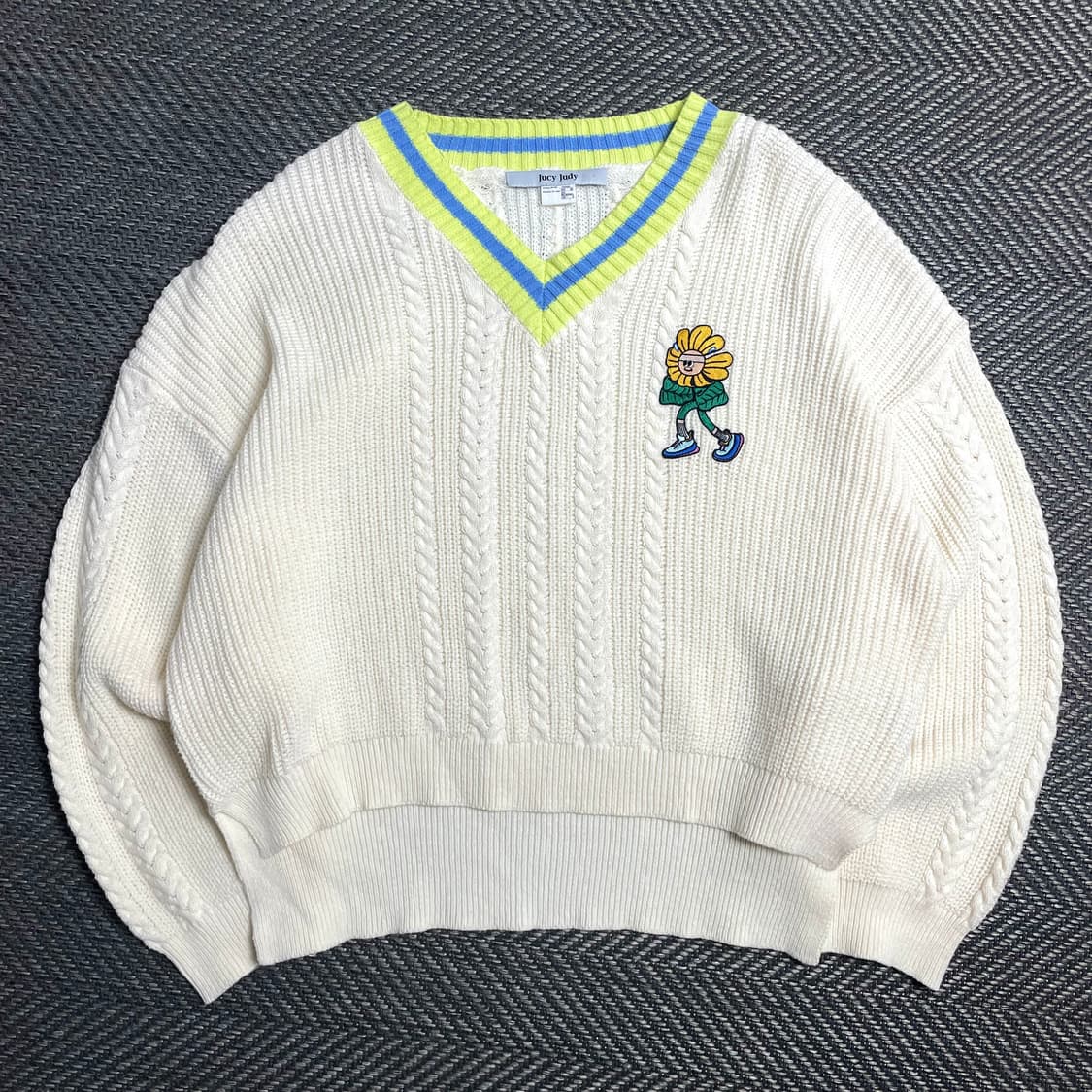 쥬시쥬디 케이블 아이보리 스웨터 니트o 5325 상품이미지1