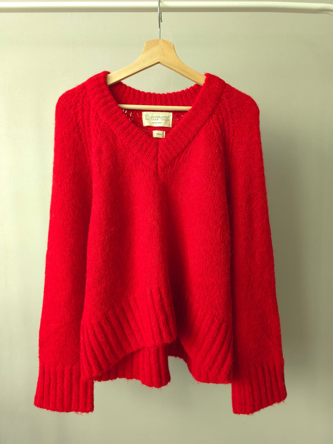 Dearest 포근한 레드 브이넥 니트 상품이미지1