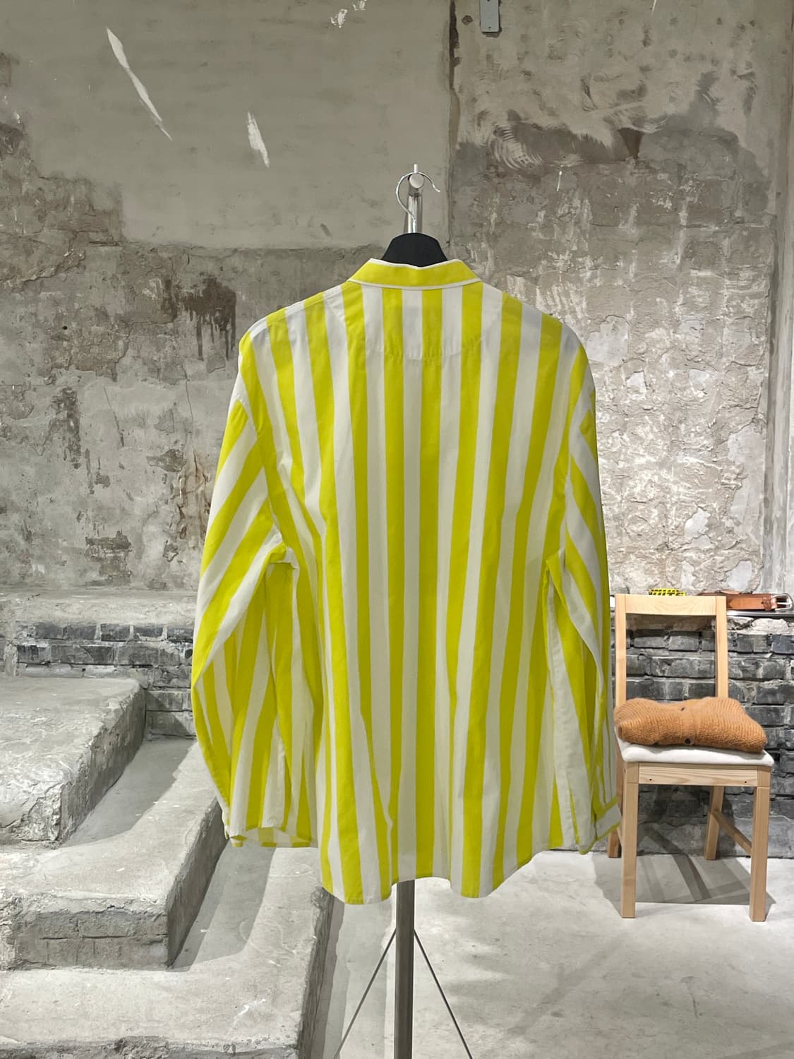 써네이 옐로우 스트라이프 센터 포켓 코튼 셔츠 상품이미지6