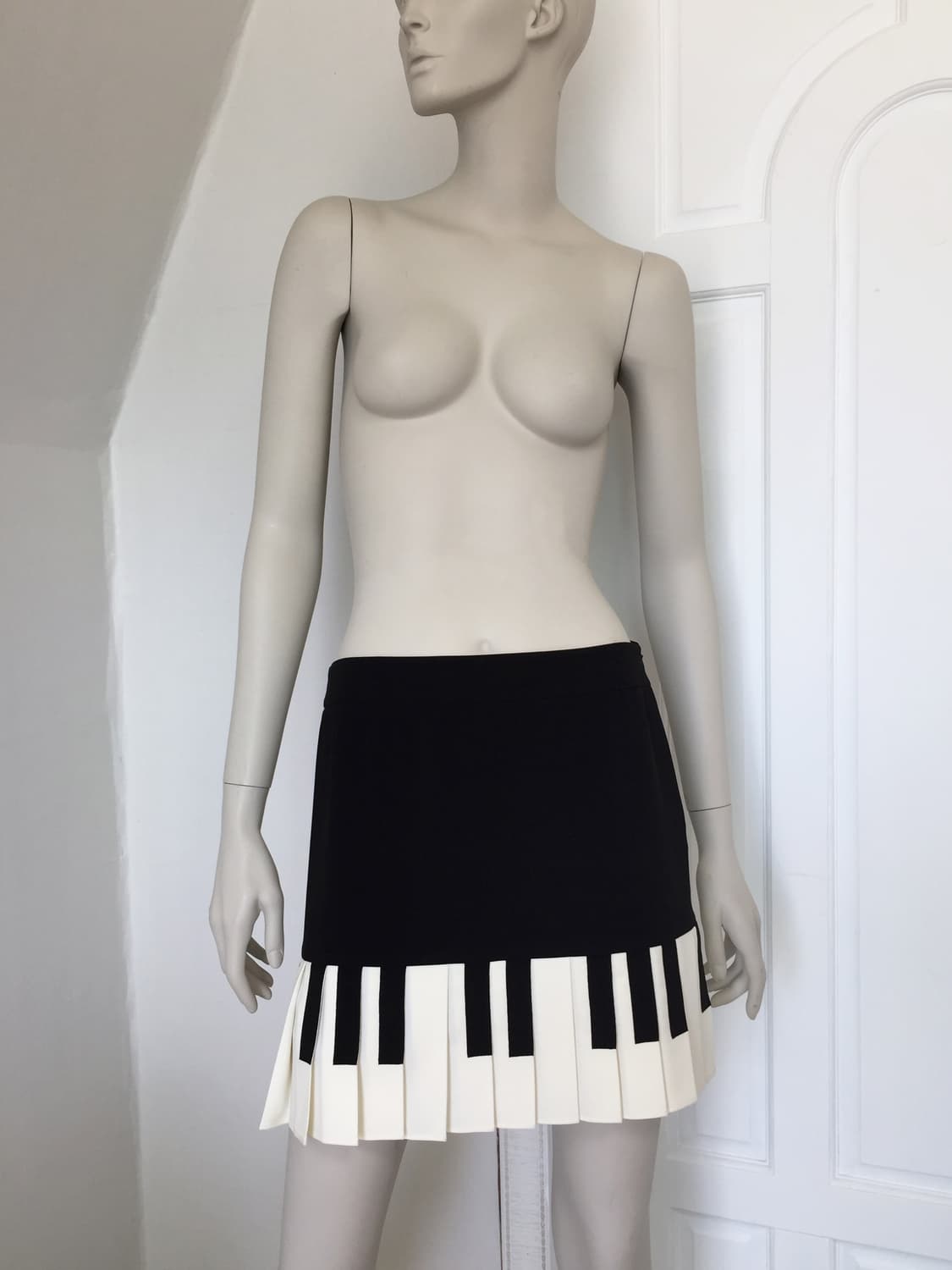 Moschino 90’s Piano Pleats Skirt *Rare 상품이미지6