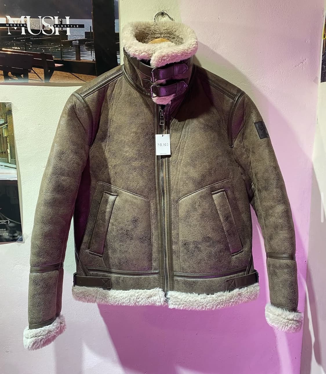 버커루 풀 쉐르퍼 무스탕 재킷 남여공용 상품이미지3