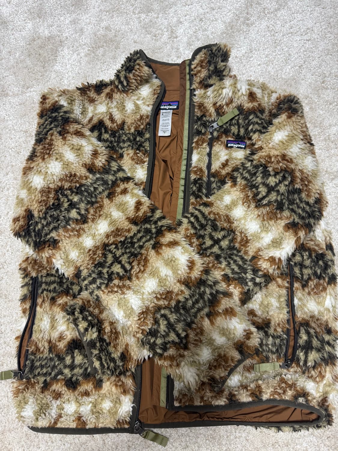 파타고니아 딥파일 플리스 상품이미지1