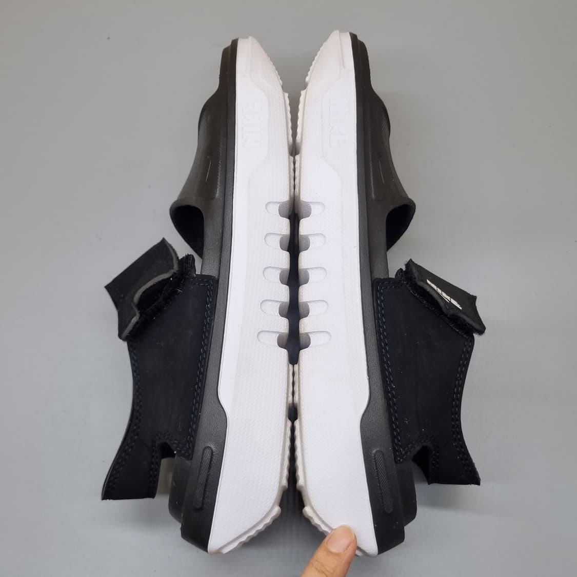 나이키 플레이 스케이프 여성샌들 240 상품이미지5