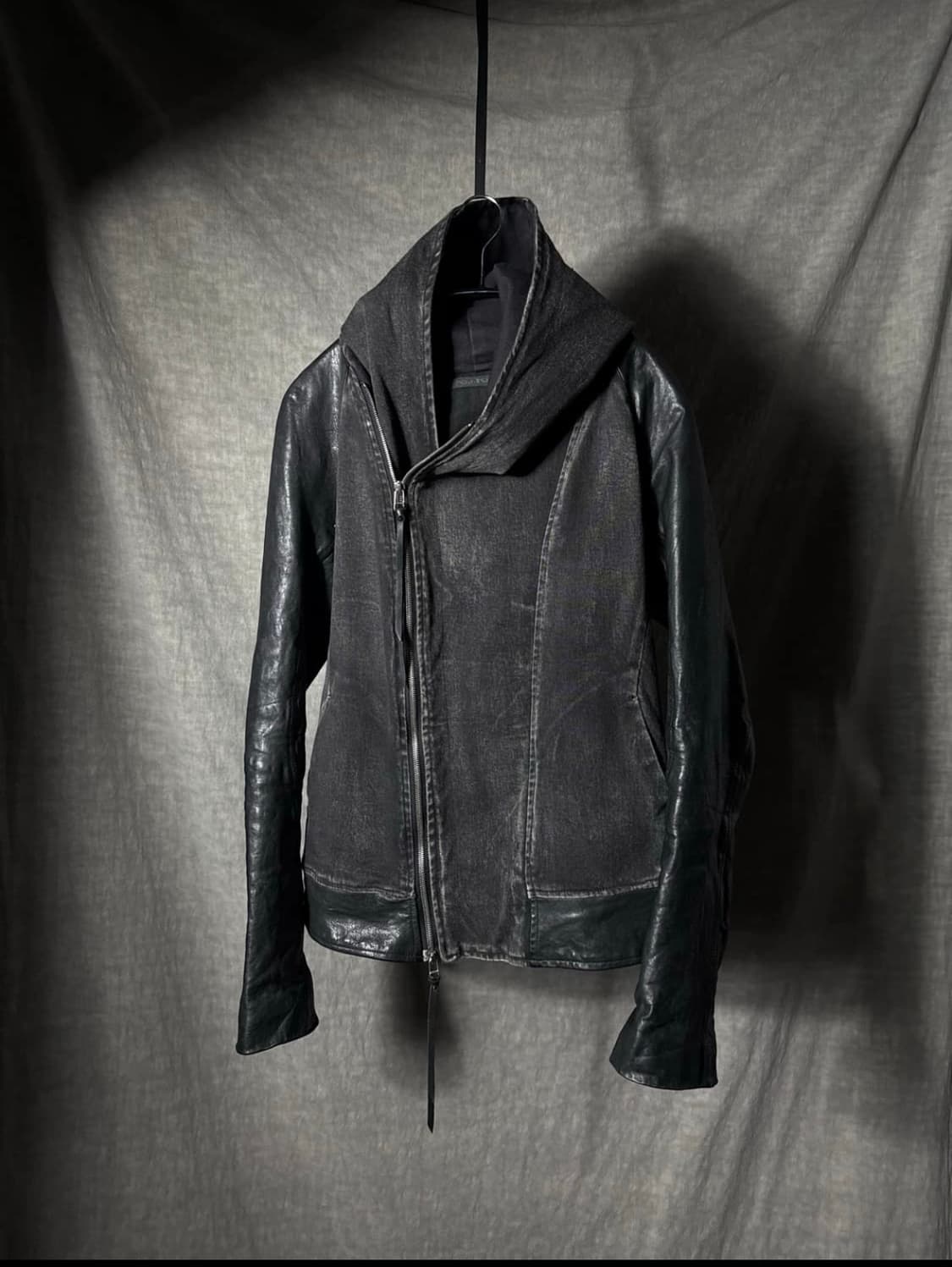 KMrii 암레더 비대칭 후드자켓 상품이미지3