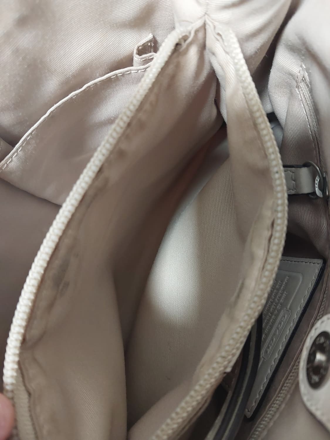 코치 빈티지 화이트 투웨이백 상품이미지10