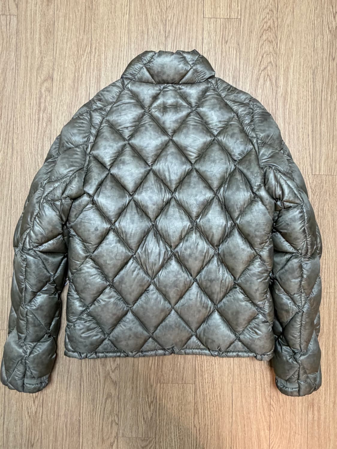 로아 누나 800 필파워 패딩 세이지 그린 상품이미지3