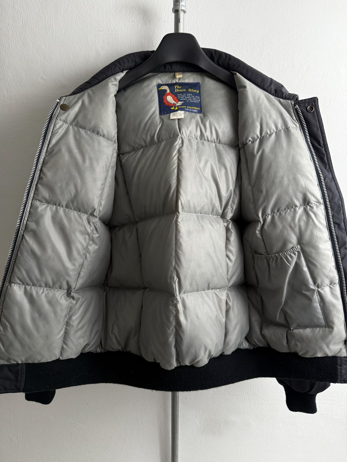 The Down Story Down Bomber Jacket 상품이미지8