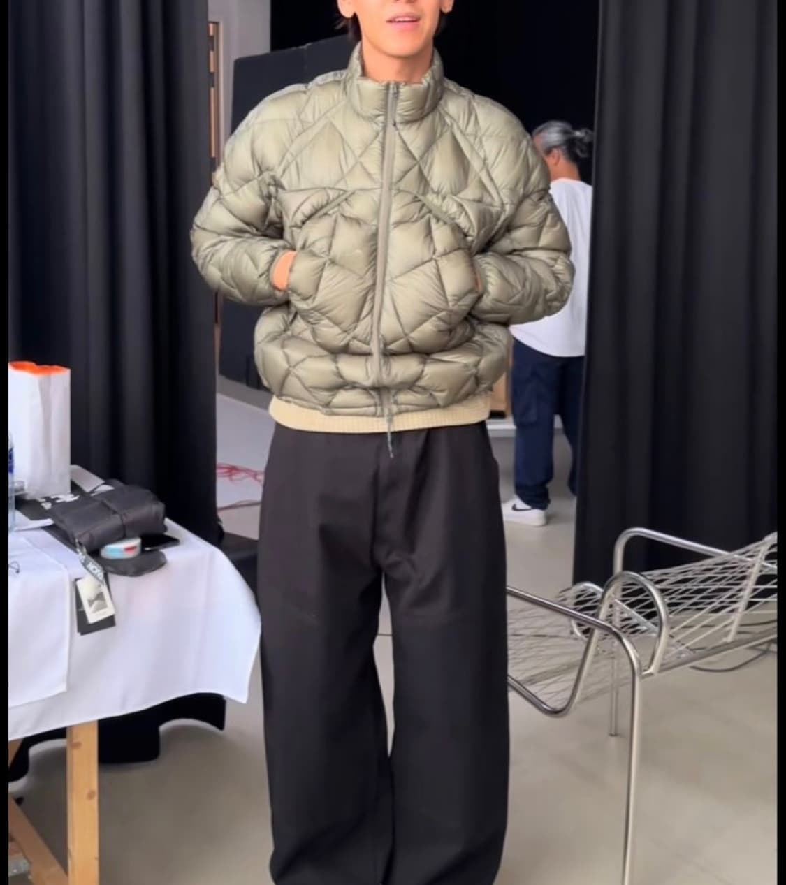 roa hiking nuna 800 sage green 로아 누나 패딩 상품이미지1