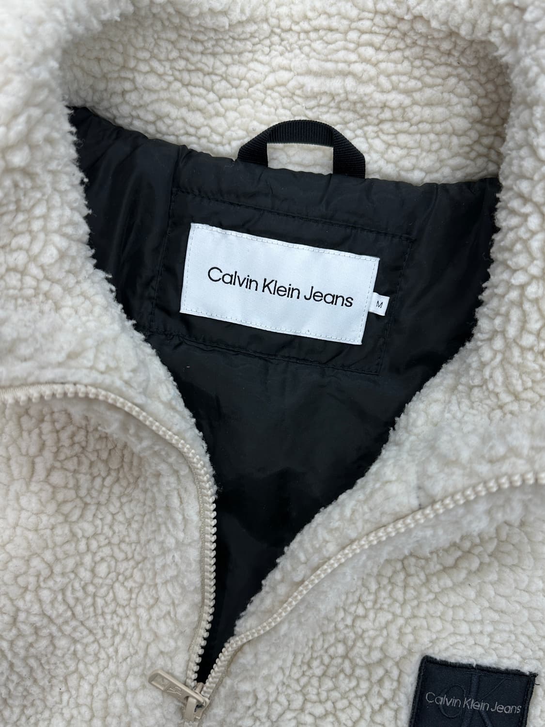 캘빈클라인 뽀글이 점퍼 상품이미지3