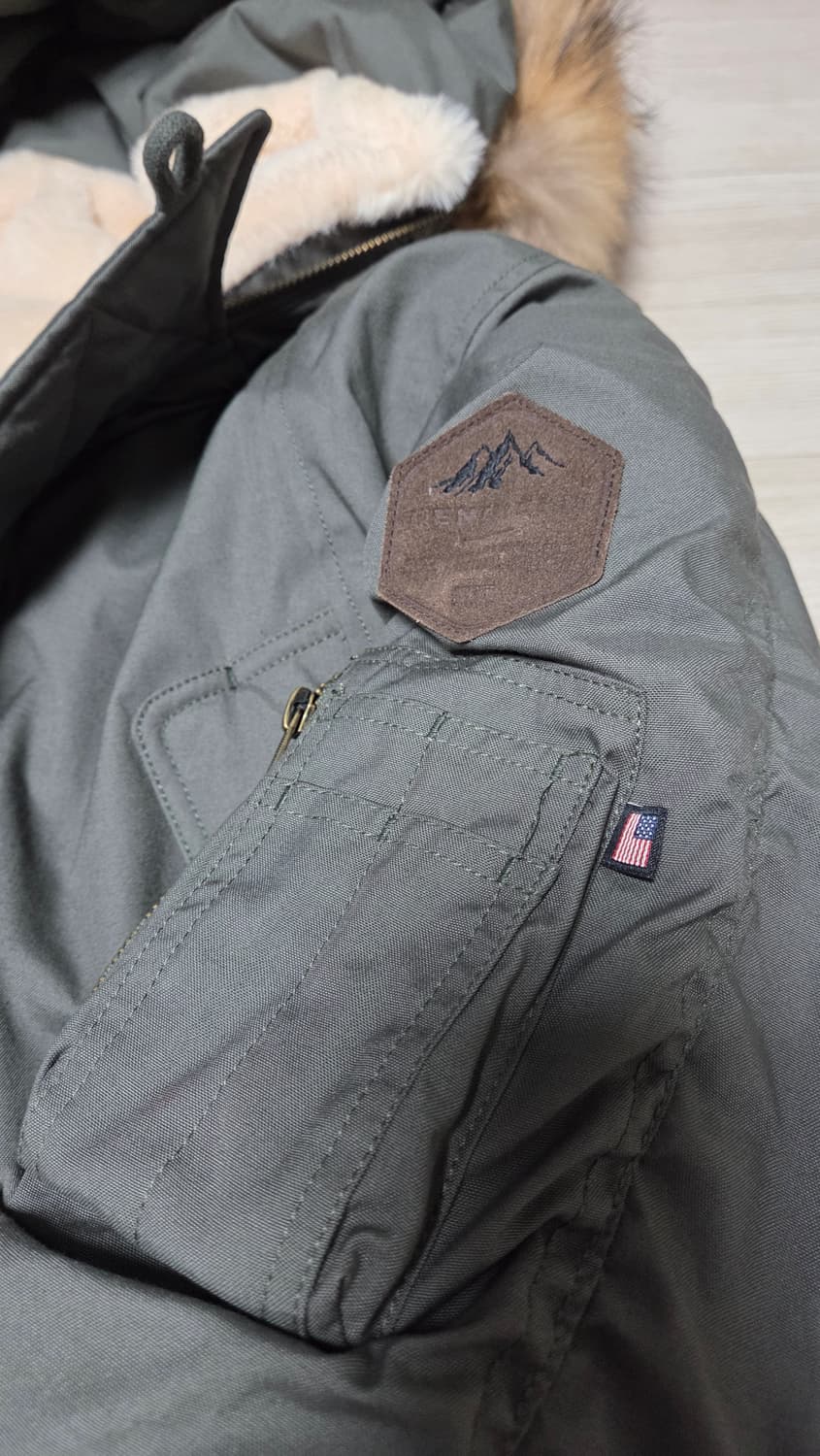 펜필드 다운파카 M사이즈 상품이미지7