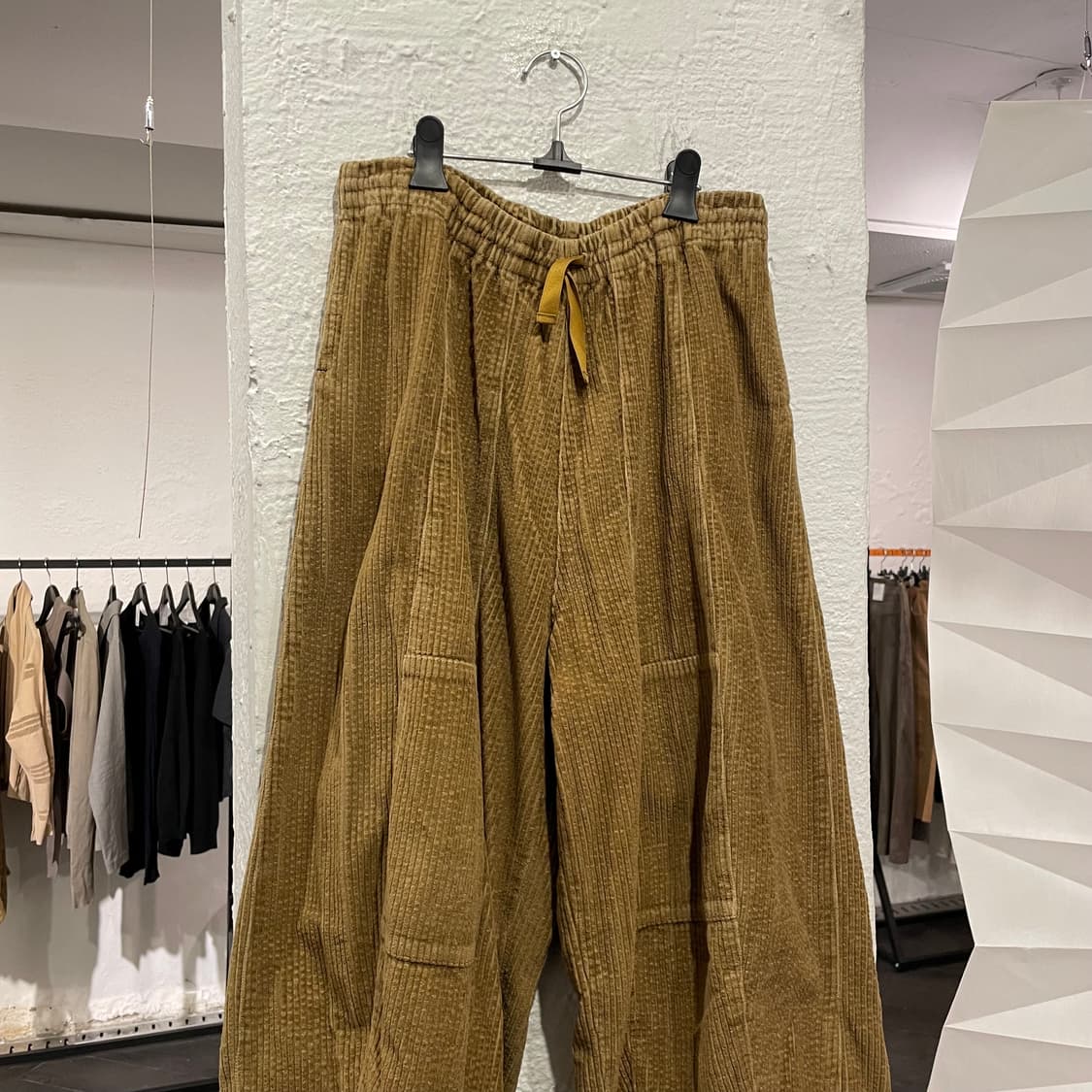 니들스 코듀로이 HD팬츠 상품이미지2