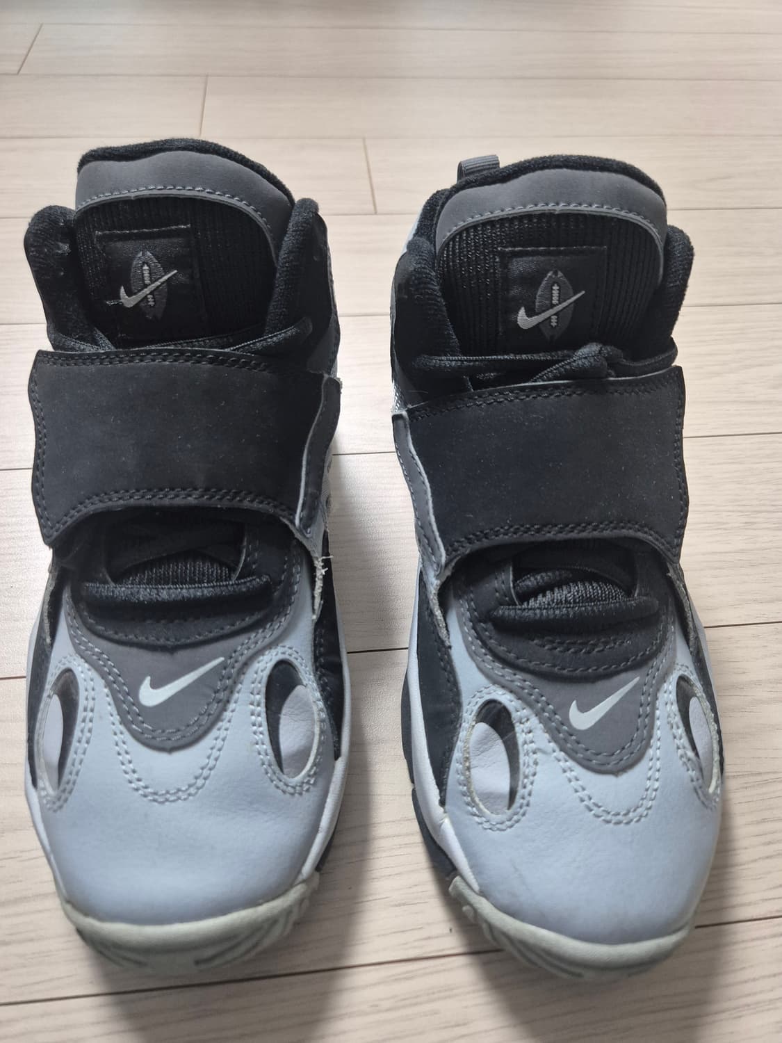 나이키 에어 스피드 터프 235 상품이미지1