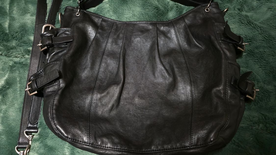 벨리에 달스톤 레더 슬링백 블랙 상품이미지2