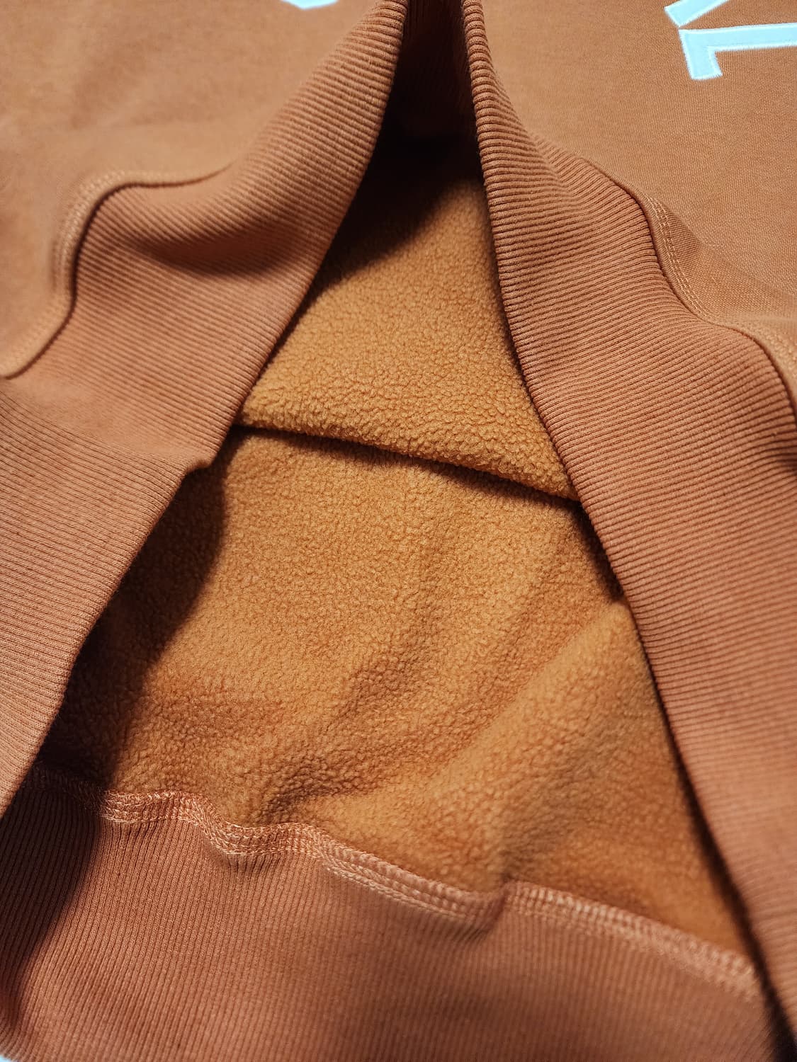 잇츠션양털기모맨투맨티셔츠다크오렌지 상품이미지5