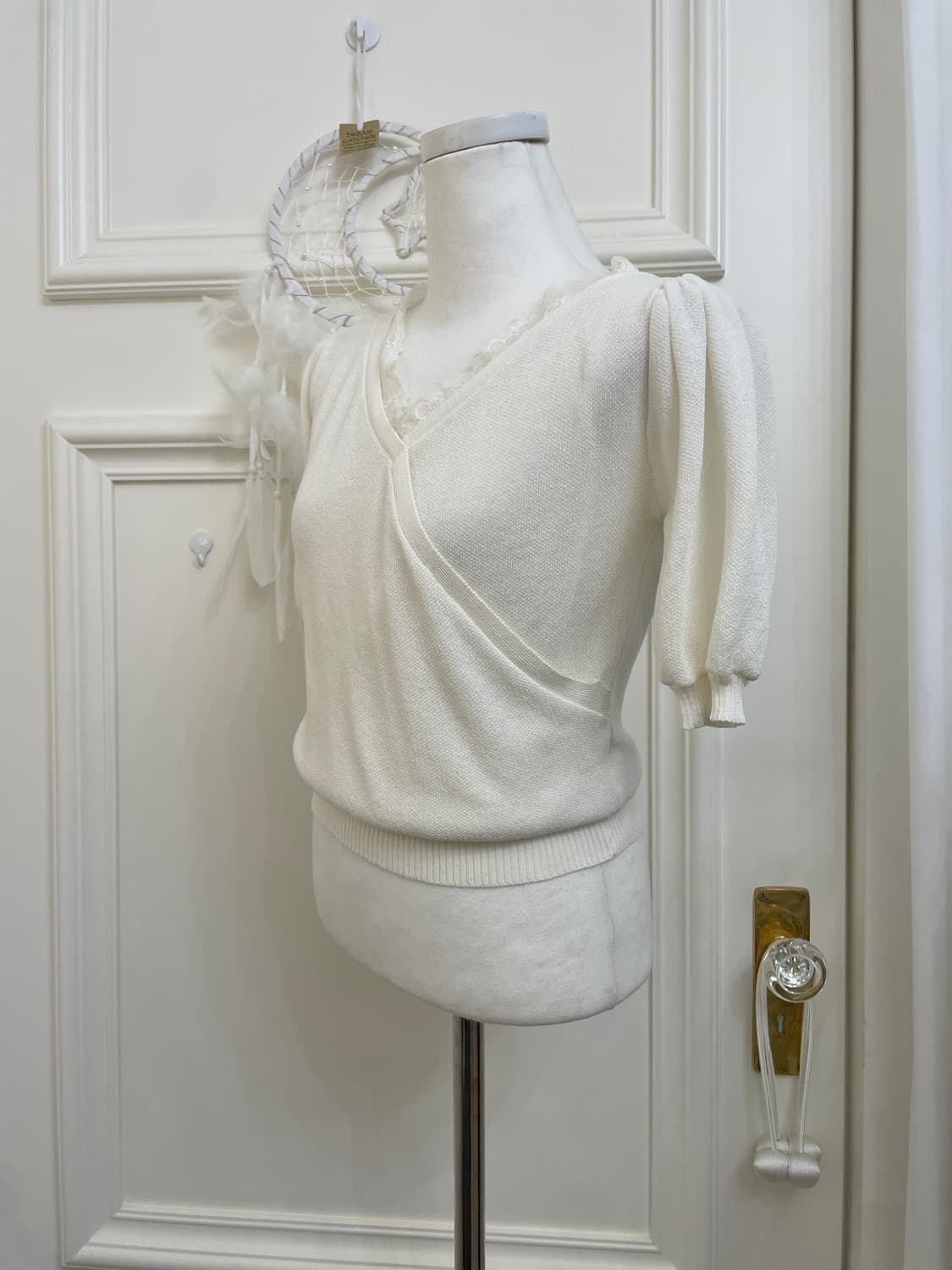 ivory wrap lace point knit top(size-M) 상품이미지2