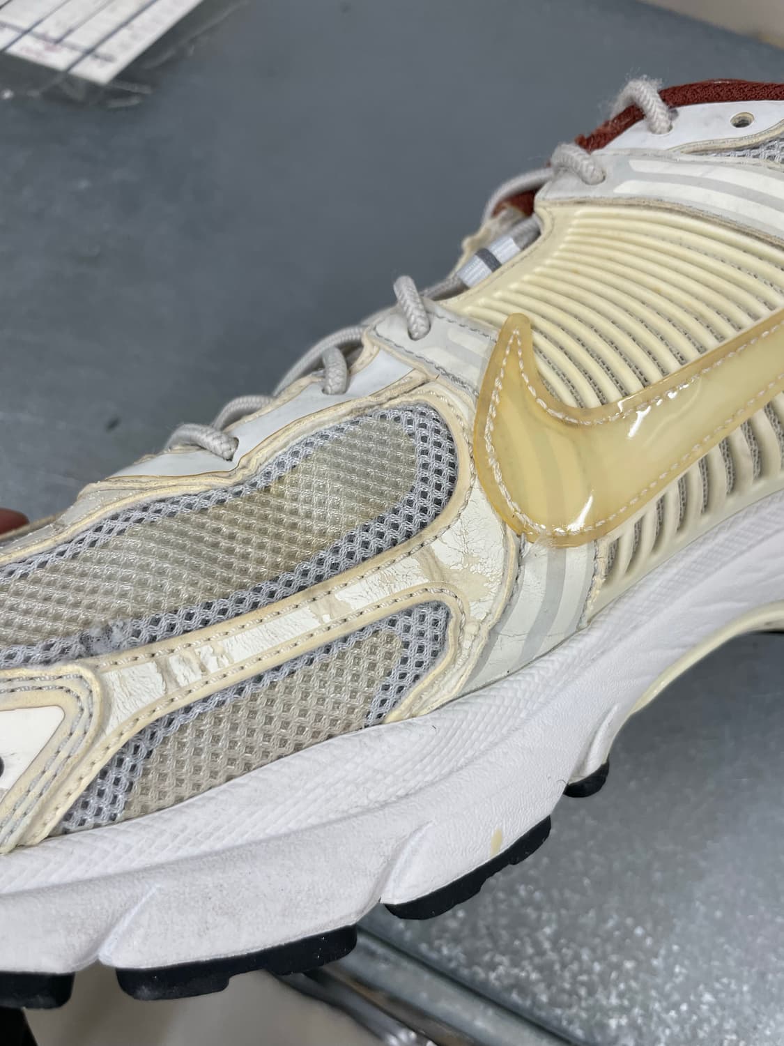 나이키 x 어콜드월 줌 보메로 5 스니커즈 290  상품이미지7