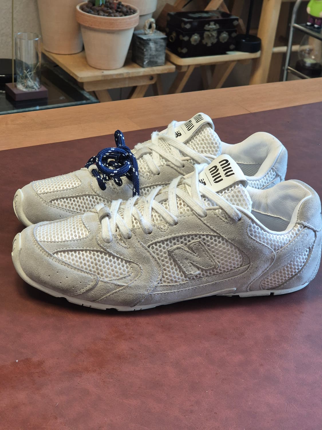 실착용3회 250-255(39)  정품 미우미우 X 뉴발란스530스니커즈 상품이미지1