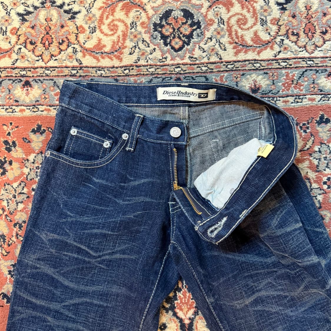 디젤 부츠컷 플레어핏 워싱 데님팬츠 (28) 상품이미지8