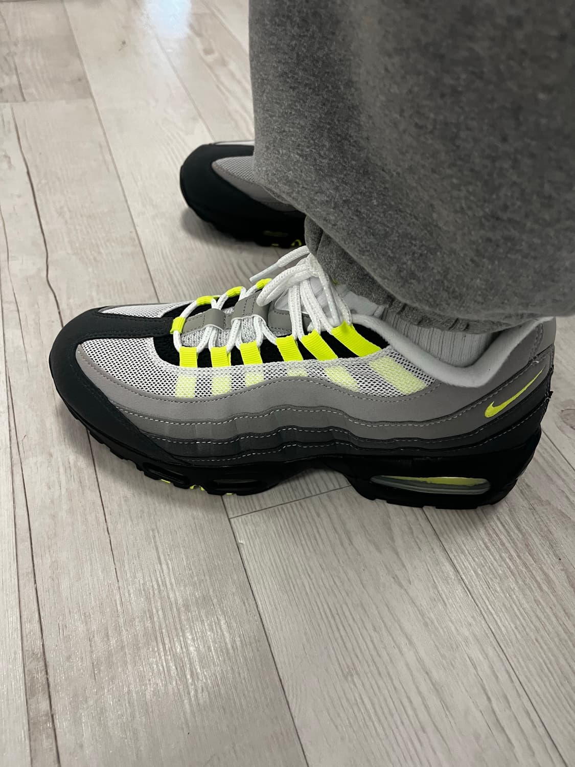 나이키 에어맥스95 빅버블 네온(새제품) 상품이미지6