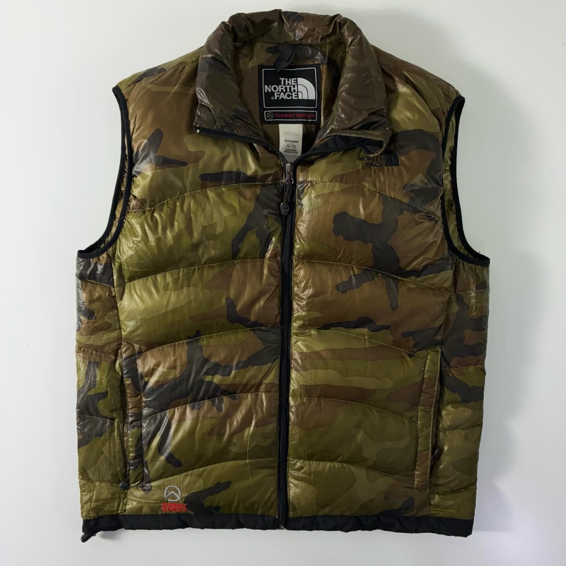 The norhface  노스페이스 카모 패딩 베스트  상품이미지1