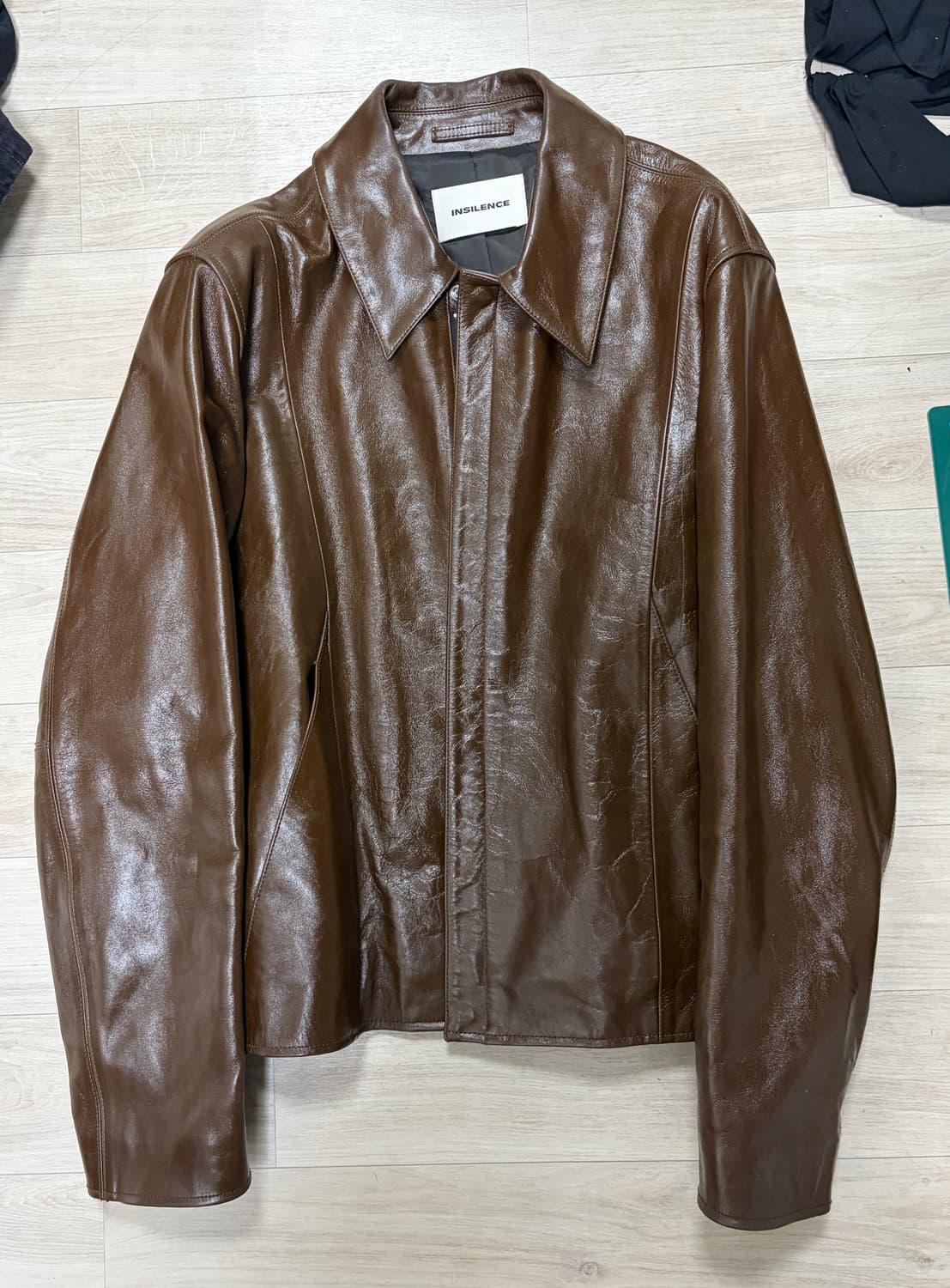 인사일런스 브라운 크롭 레더자켓 상품이미지1