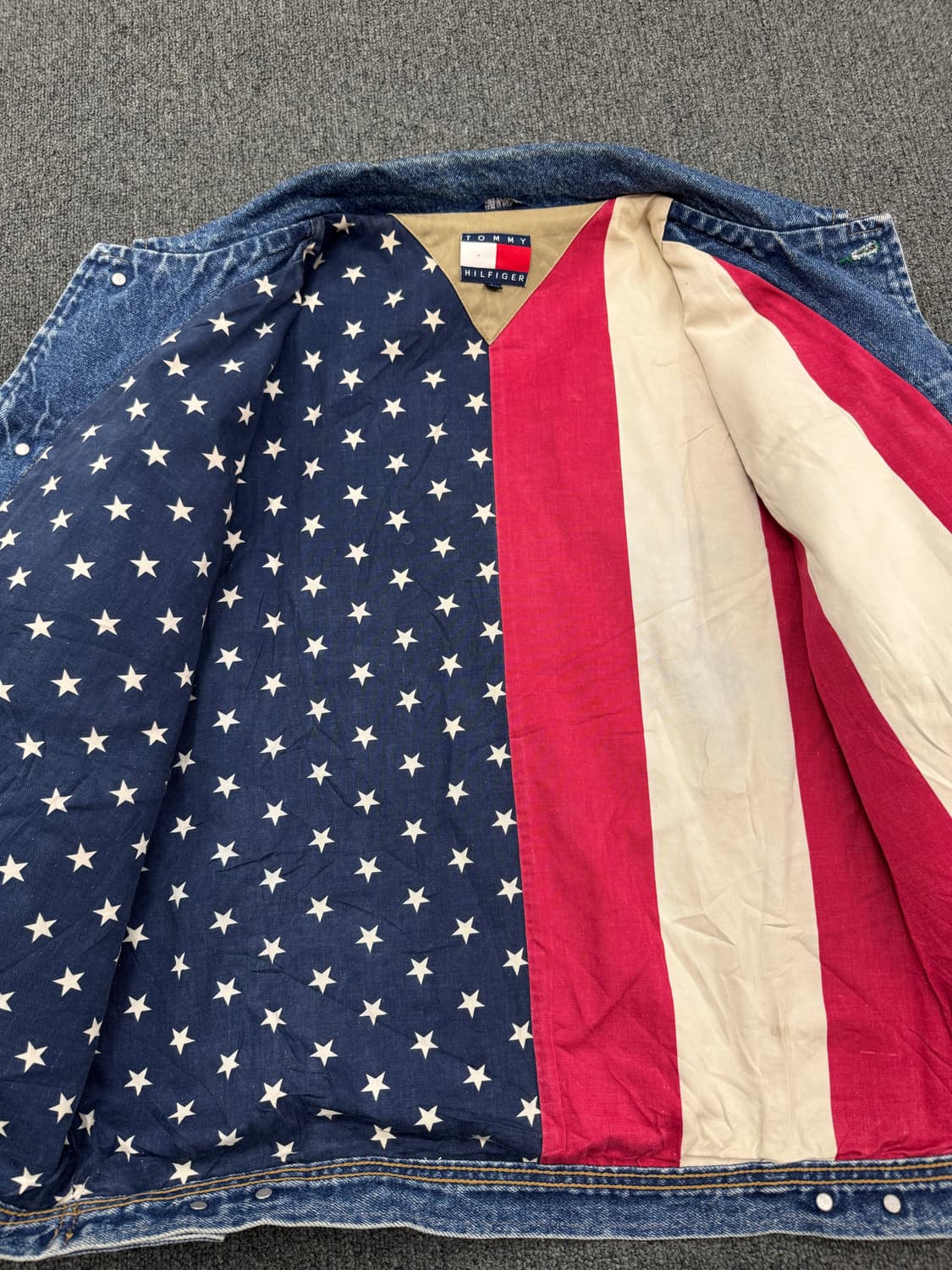 L)타미힐피거 빈티지 빅 로고 패치 데님 자켓 상품이미지6