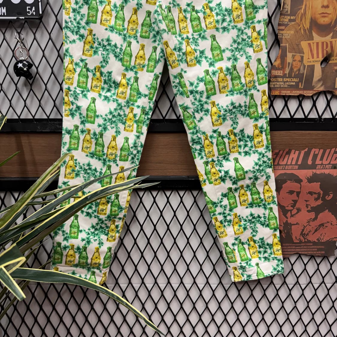 90s 베르사체 진스 꾸뛰르 보틀 프린트 데님 팬츠 화이트 상품이미지4