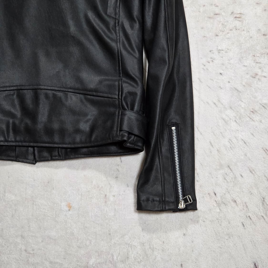 어태치먼트 블랙 라이더 자켓 상품이미지6