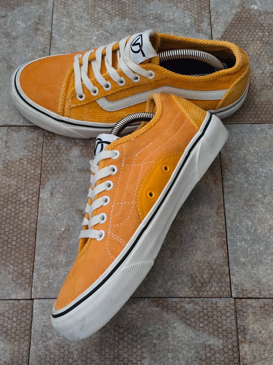 (245)반스 베스 엔아이 코듀로이 카드뮴 옐로우 상품이미지6