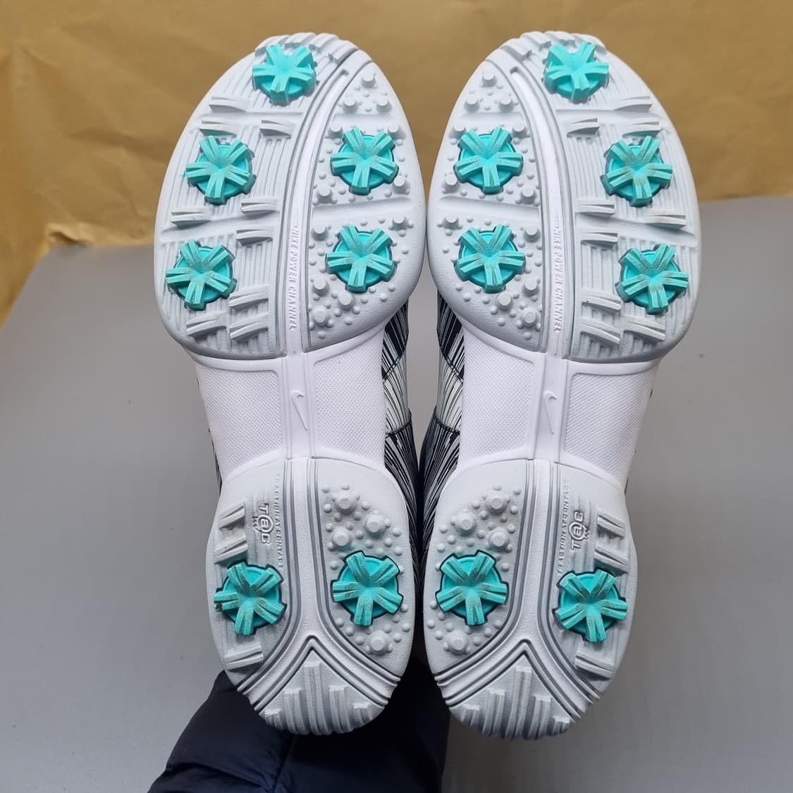 나이키 딜라이트 여성골프화230  상품이미지3