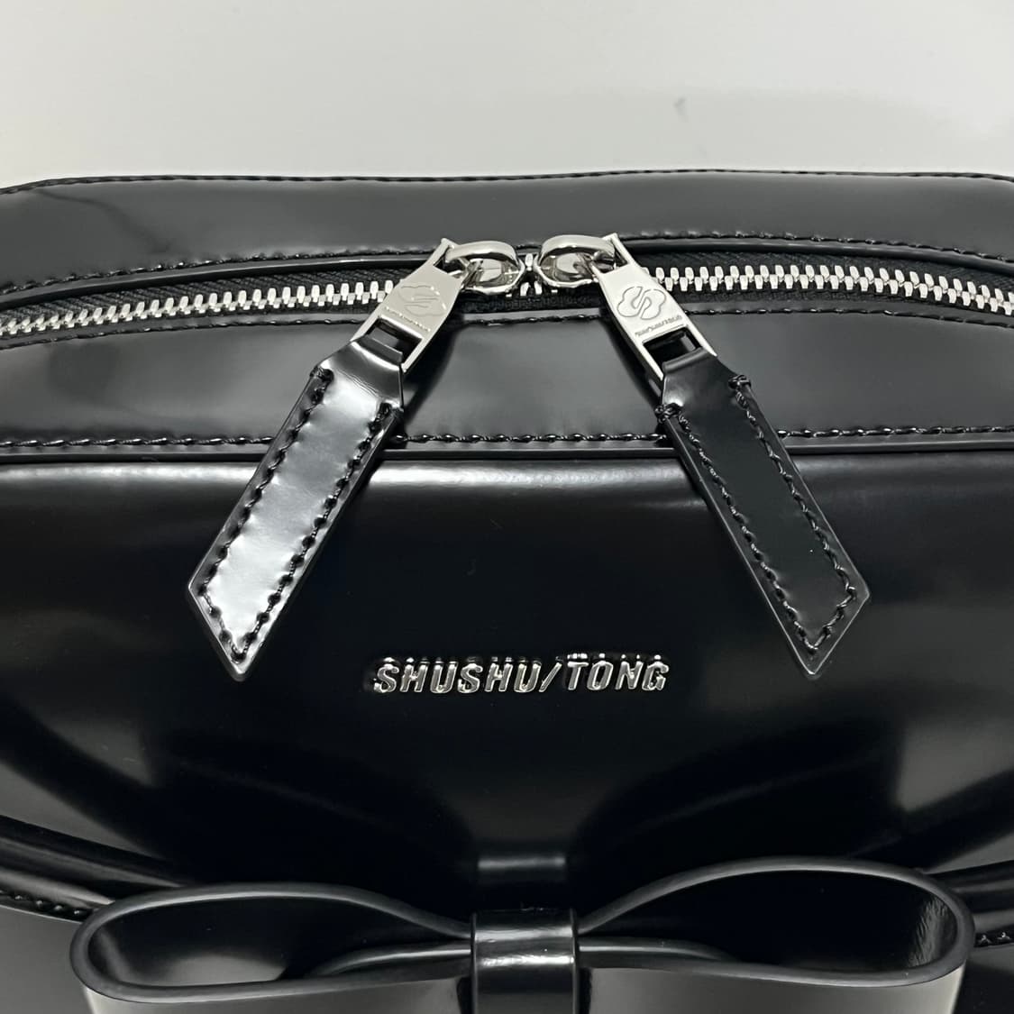 슈슈통 25fw 보우 레더 토트백/리본백 상품이미지3