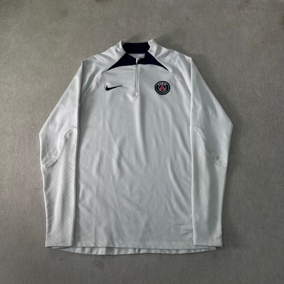 100 나이키 파리생제르망 긴팔 유니폼 상품이미지1