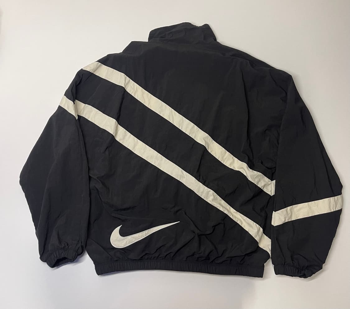 나이키 빅로고 바람막이 XL 상품이미지4