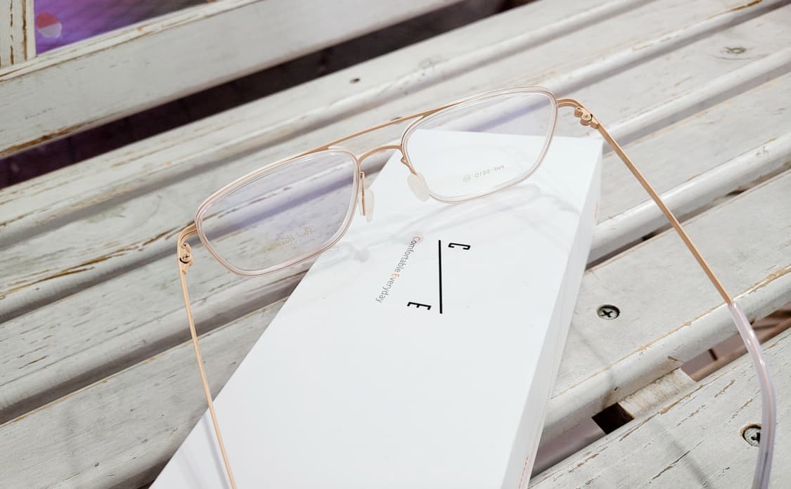 폴휴먼안경(PHF551D 골드무광투명 투브릿지) +블루라이트변색렌즈 상품이미지8