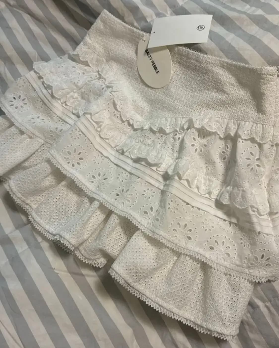 솔티페블 FLOWER LACE COTTON SKIRT 미니 스커트 화이트 상품이미지2