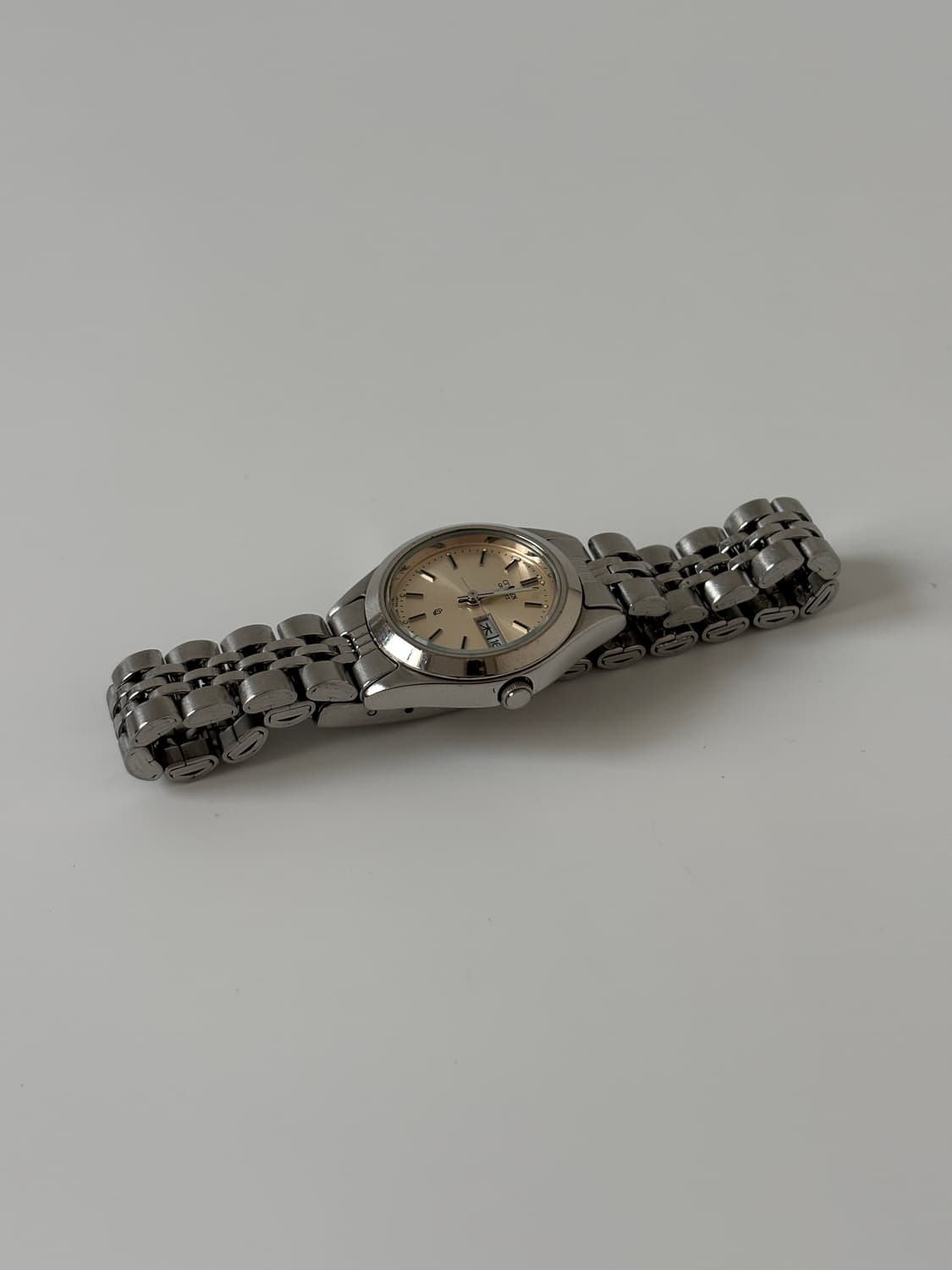 1980s CQ Champagne Dial Ladies Quartz 상품이미지4