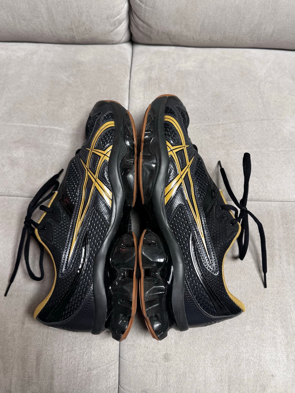 아식스 키코 젤 퀀텀 지엔치아 블랙 브라운 280 상품이미지1